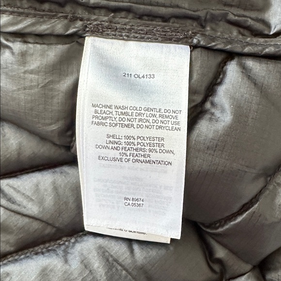 Mountain Hardwear down jacket - Picture 4 of 9